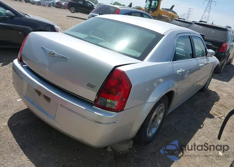 2005 Chrysler 300 Touring из США, поврежденный, VIN 2C3AA53G35H643862